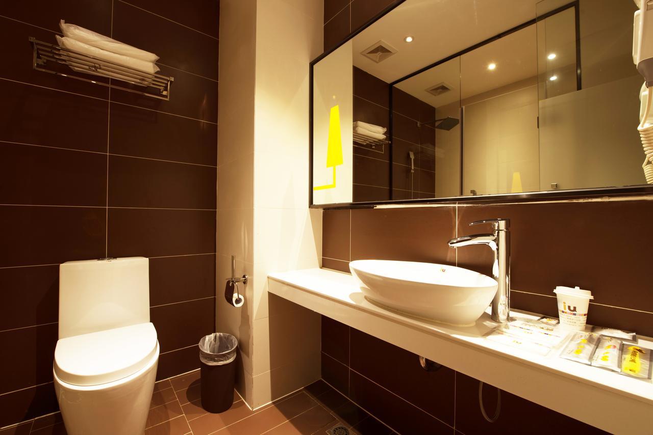 Iu Hotel Hezhou Bus Terminal Luaran gambar